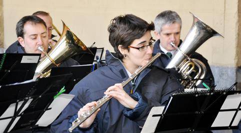 Musika Bandak inauteri giroa ekarriko du gaur, 15 kanturekin