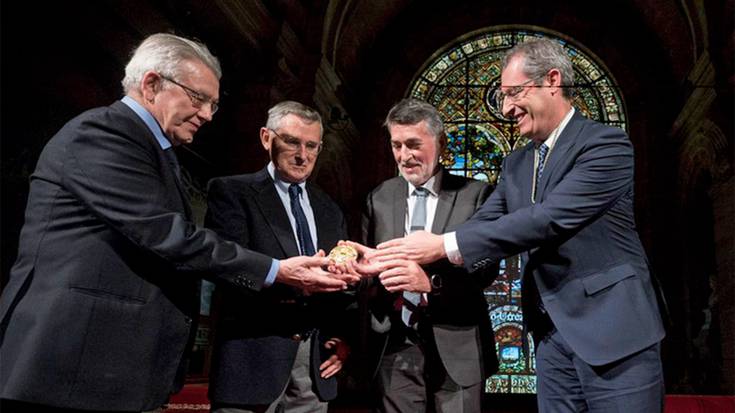 Urrezko Domina jaso du Jakin talde historikoak, «euskal kultura eta modernitatea» lotzeko egindako lanagatik