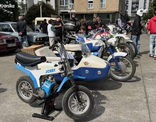 Kotxe eta moto klasikoen topaketa, Etxeberri auzoan