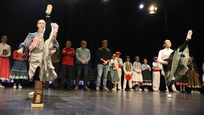 Astigarragan ere dantza izango da protagonista gaurkoan, Gazteen Aurresku Txapelketarekin