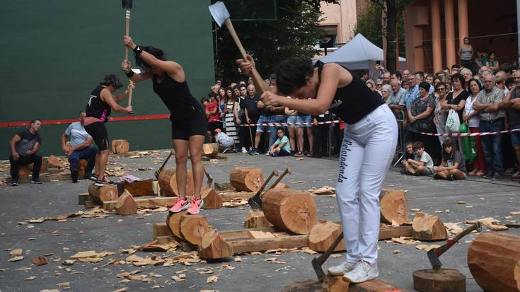 Finalerako txartela lortu dute Malen Barrenetxeak eta Ane Zapirainek