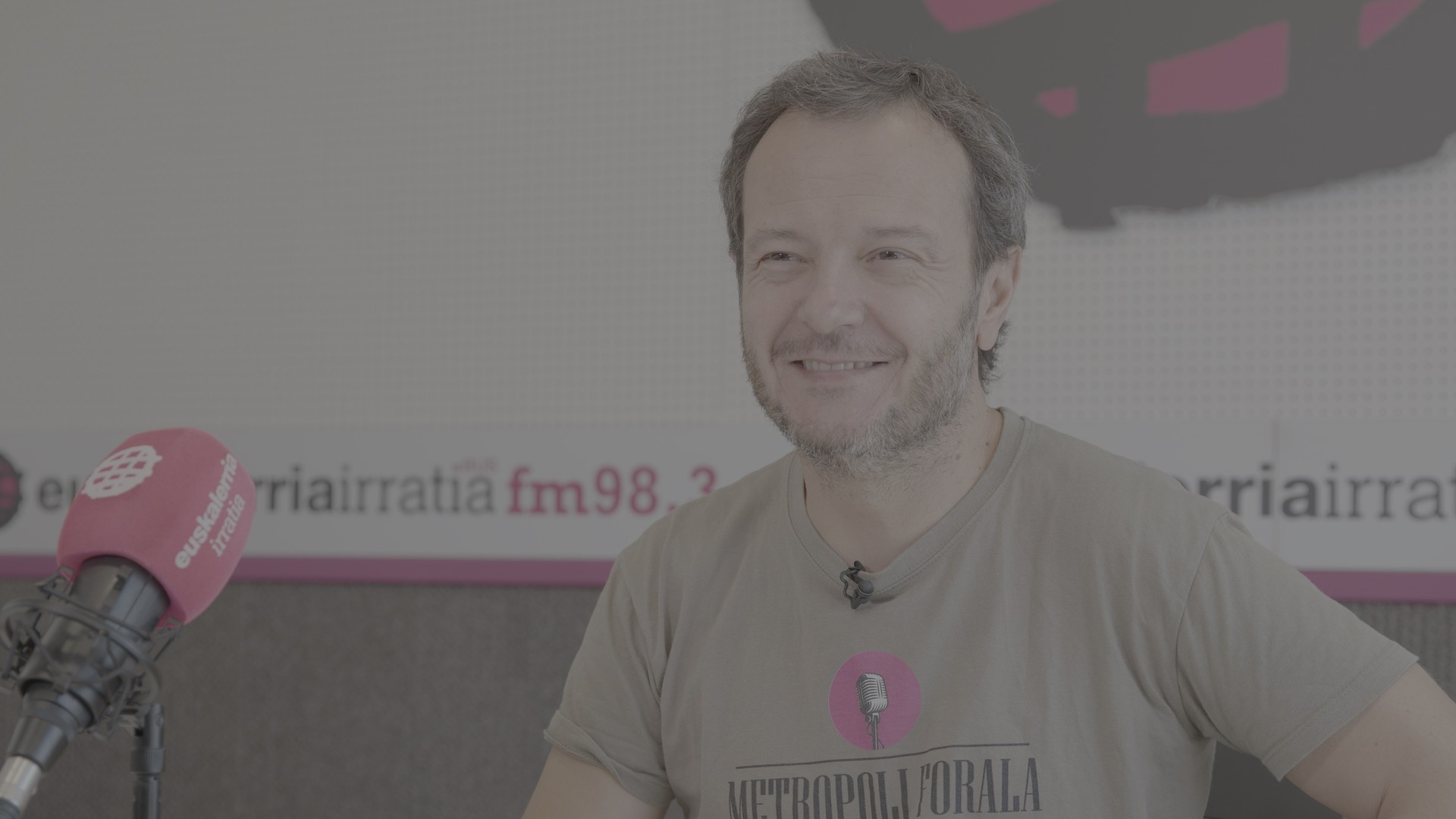 «Saretzearen alde gaude eta egonen gara»