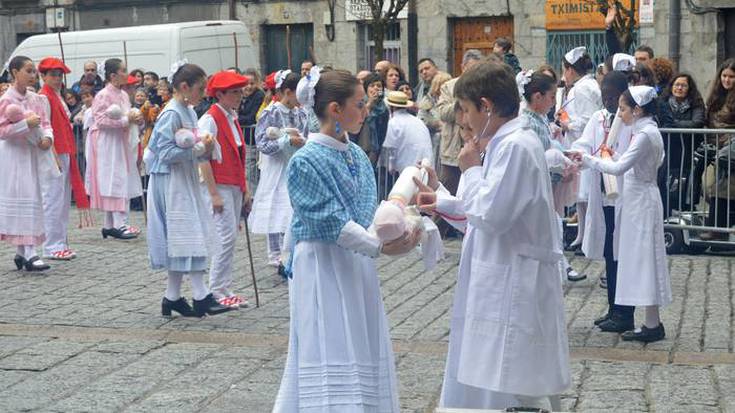 Iñudeak eta artzaiak konpartsaren irteera