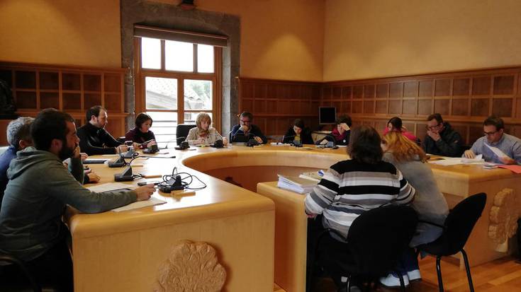 Ordenantza fiskalak onartu dira EAJ eta PSEren aldeko bozkekin