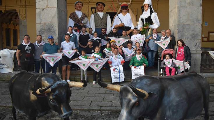 Hamaika ekintza San Joanak berotzeko, Urumea txarangak suziria bota aurretik