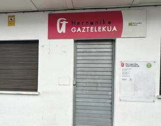 «Bide aberasgarri» baten ostean, ateak itxiko ditu gaur Hernaniko Gaztelekuak