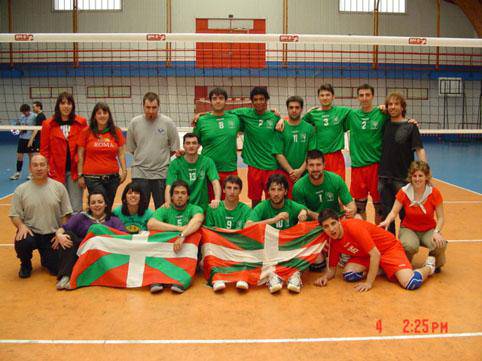 Elene Jimenez eta Jaione Aranburu bigarren, Zurriolan
