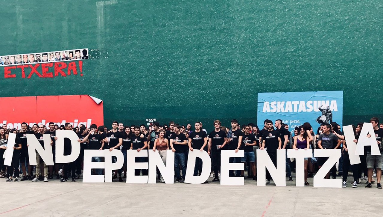 Bazkaria, kontzertuak eta gehiago gaur, independentzia egunean