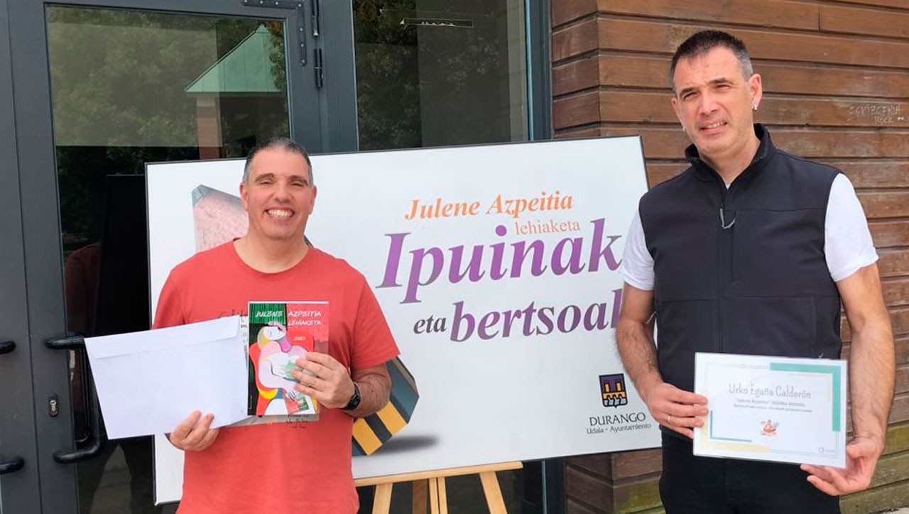 Bi sarirekin itxi zuen 2023-2024 ikasturtea Iñigo Legorburu idazle hernaniarrak