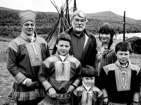 Eskandinabiako sami kultur elkarteak, euskal kultura eredu