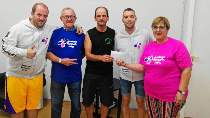 Elkartasunezko 1.000 euro, Juneren Hegoak elkartearentzat
