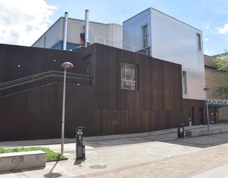 Zabalik dago Hernaniko Kiroldegiko ikasturte berriko ikastaroetan izena emateko epea, irailaren 9ra arte