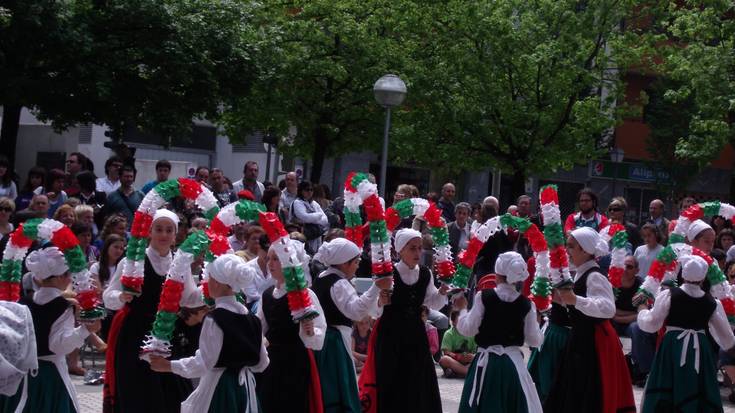 Ostiralean zabalduko dute Astigar Dantza Eskolan izena emateko epea