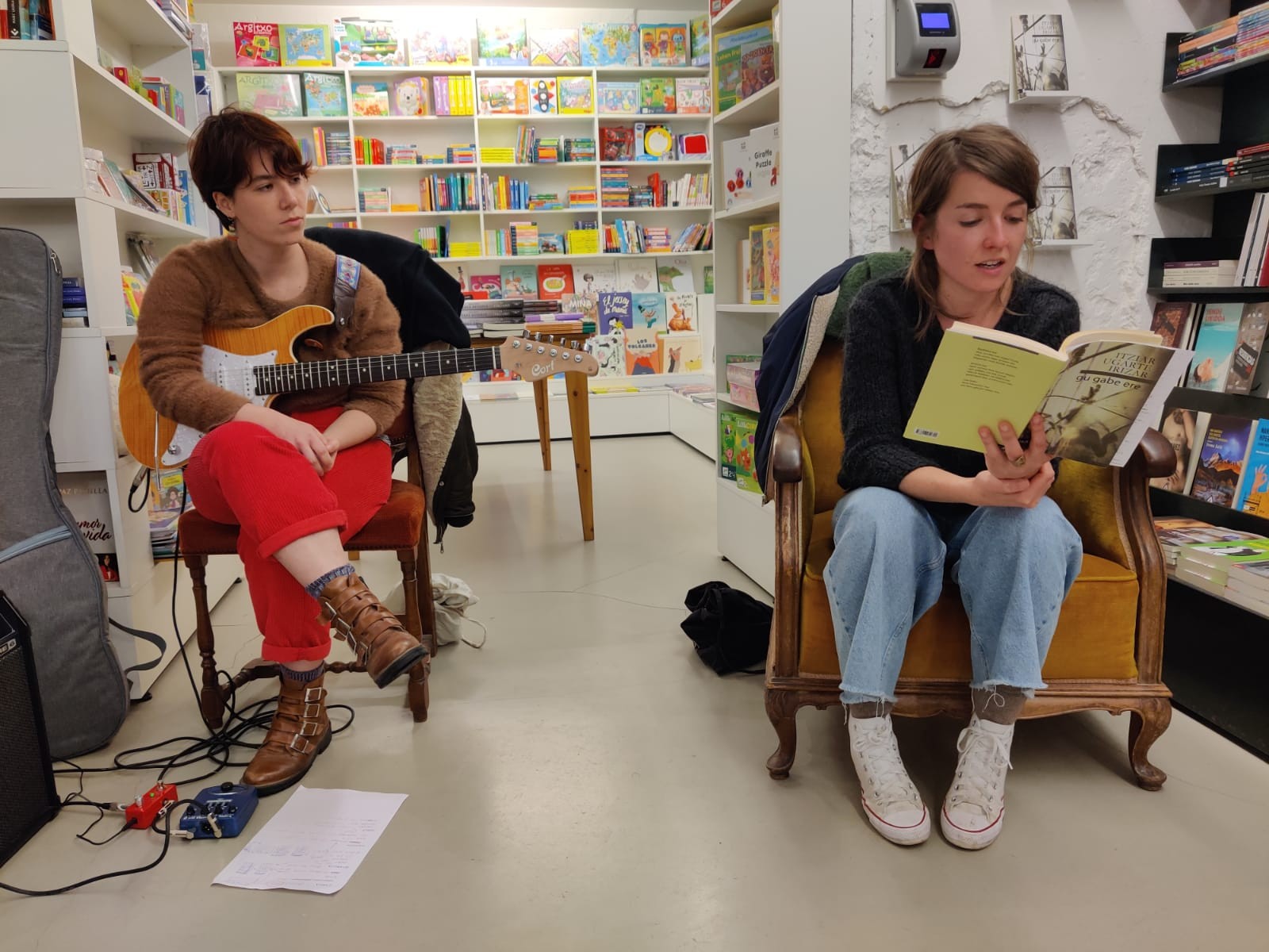 Hilabeteko lehen literatur solasaldia, bihar