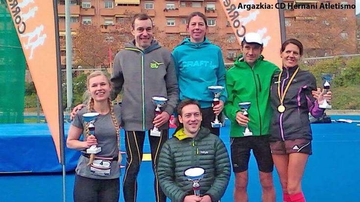 Munduko errekorra Eva Esnaolak, Bartzelonan