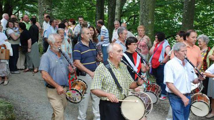 San Rokeren omenez, 
festa eguna gaur, Aranon eta Astigarragan