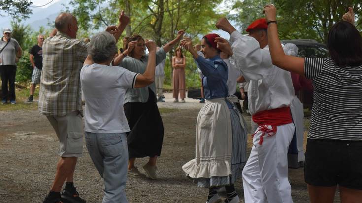Giro goxoa Santiomendin, San Roke eguna ospatzeko