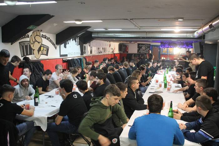 Hemeretzi urte egingo ditu Kontrakantxa gaztetxeak, eta hori ospatzeko eguna izango da larunbata