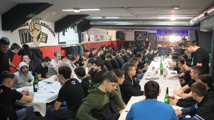 Hemeretzi urte egingo ditu Kontrakantxa gaztetxeak, eta hori ospatzeko eguna izango da larunbata