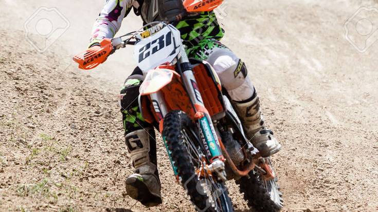 Motokross lasterketa  izango da etzi