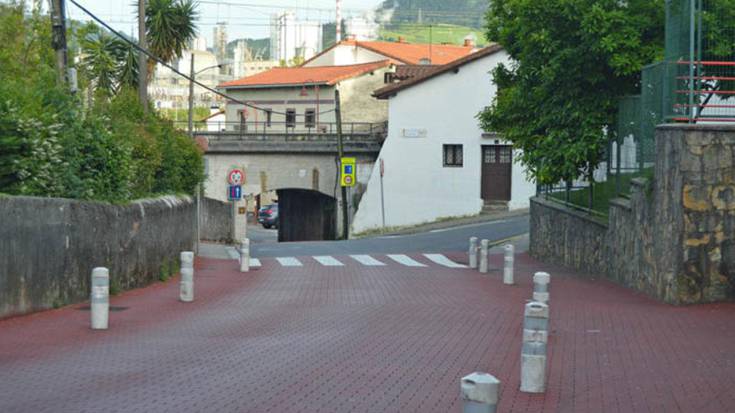 Errepidea itxita gaur, Portutik Larramendira