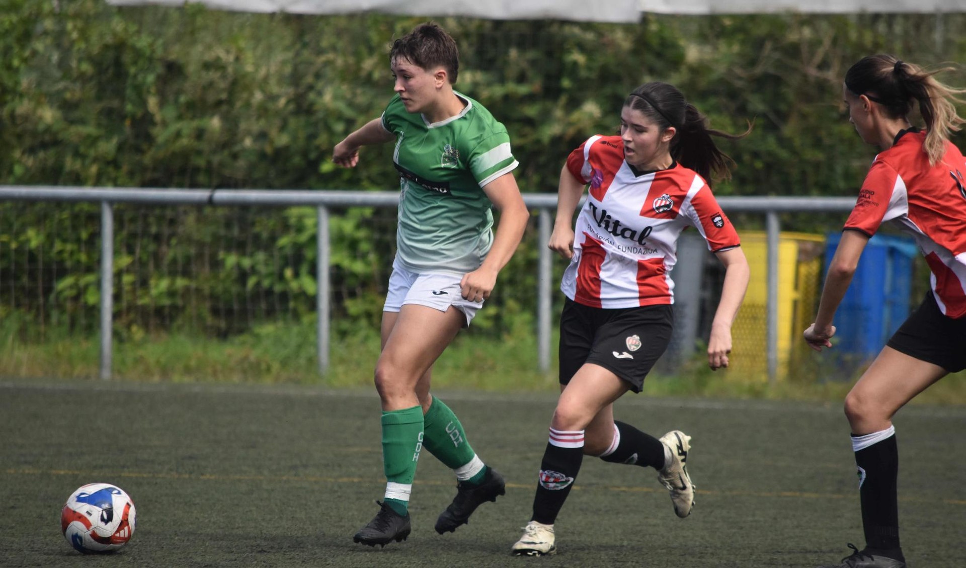 Euskal Ligako lider hasi zuen denboraldia Hernanik, Altzarrateri 11-0 irabazita estreinako partiduan