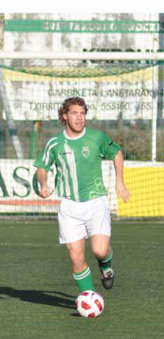 Karlos Albisturren omenez, futbol partidua gaur Zubipen