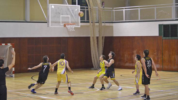 Porrota hirukoitza, senior taldeek