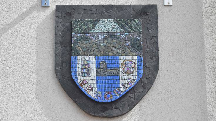 Bertako ikur nagusiekin, gaur aurkeztuko dute Ergobiko Armarria