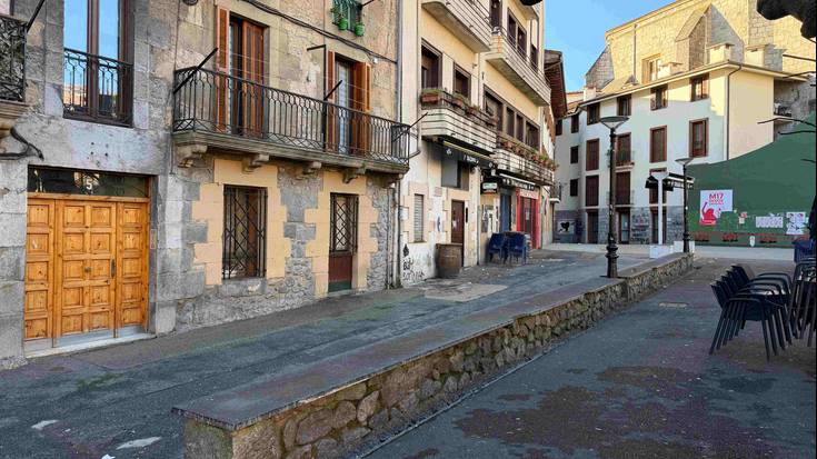 «Herriko ostalari eta komertzio txikiei eskerrak», greba egunagatik