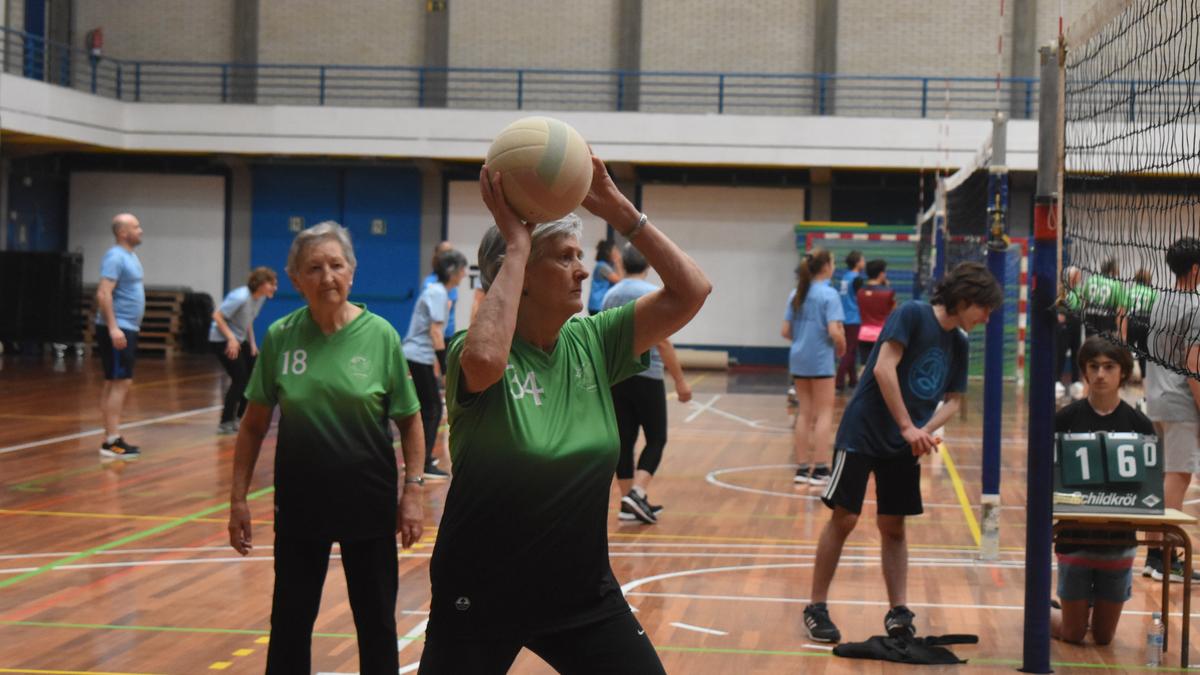 Hartubol saio irekiak astelehenero, Institutuan