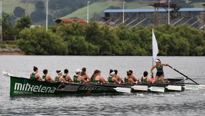 Legution izango dira bihar berriro ere Hernaniko arraunlariak
