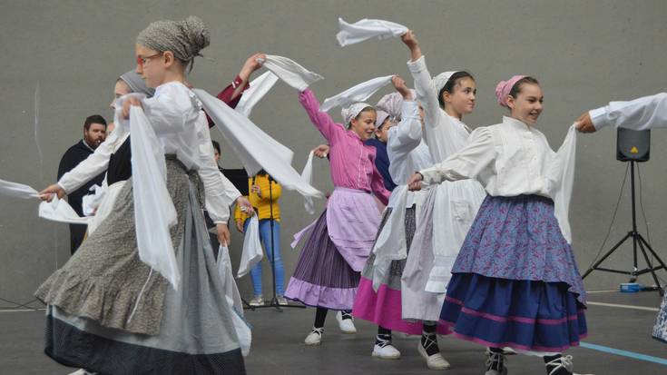 San Antonio egun 'klasikoa' modernizatuko dute bihar, funkyaren erritmora, auzoko gaztetxoek