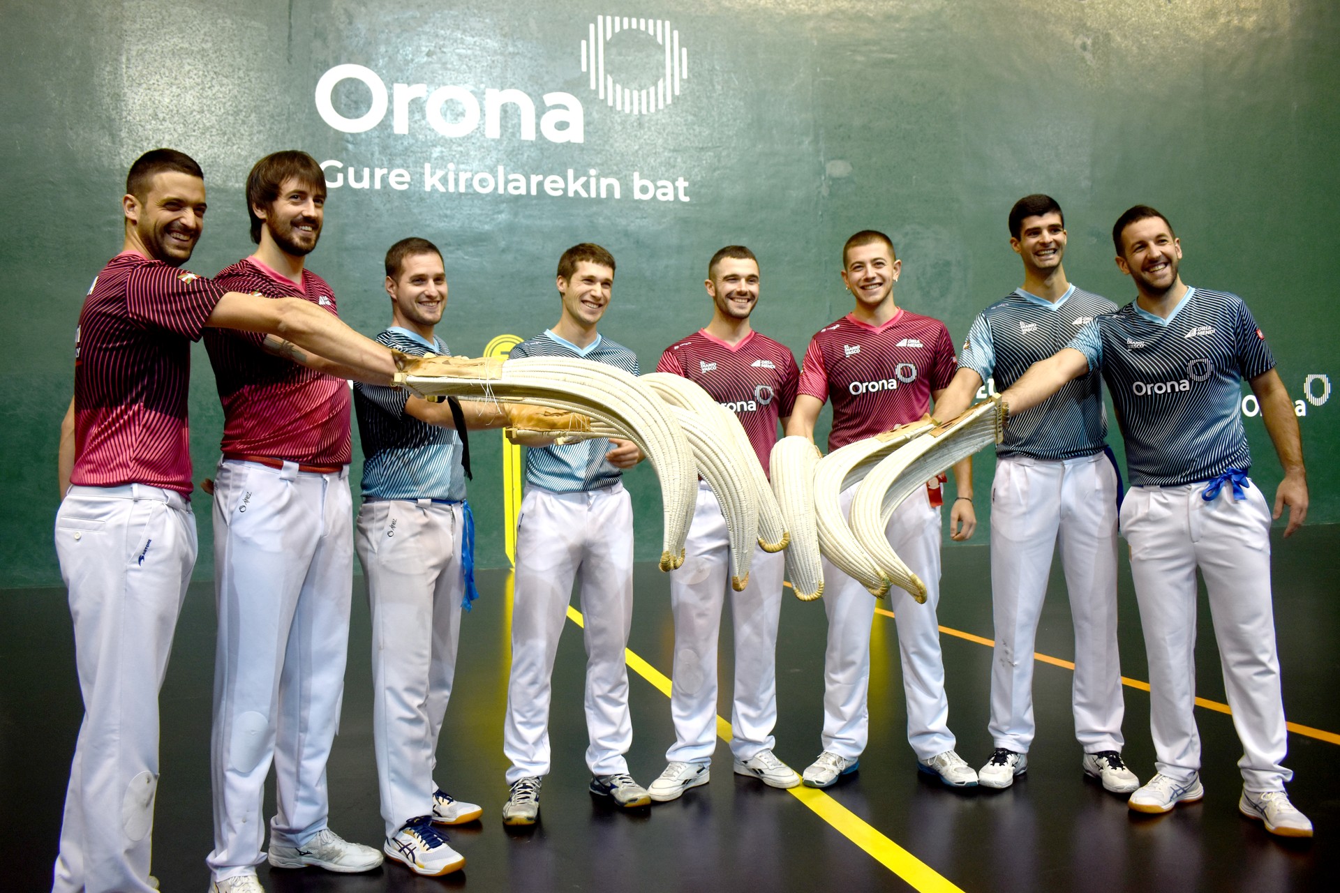 Goraino beteko dira bihar Galarretako harmailak, Binakako Txapelketako finaletan
