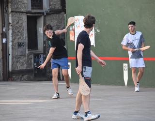 Datorren asteko partiduak, Tilos 7 Pasa txapelketan