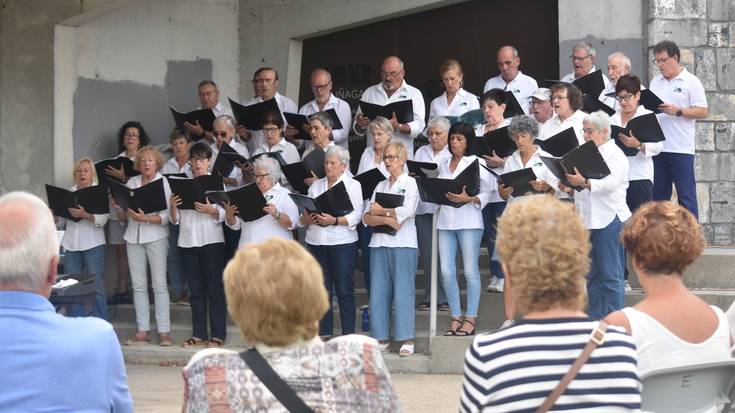Zikuñagako Jaiak - Irailak 6: Zikuñagako Amaren omenezko meza eta koroa
