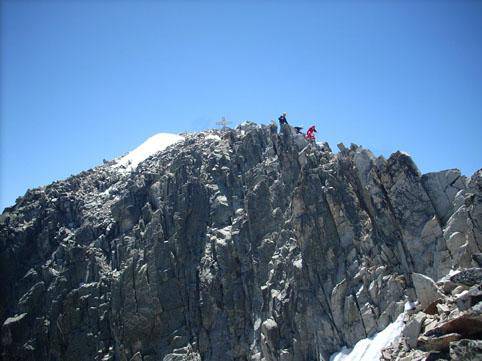 Aneto, Pirineoetako haundiena