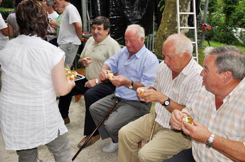 Festa giroa emana dago, gaur Osiñaga auzoan