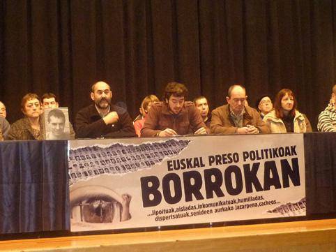 AAM: «Euskal Preso Politikoen Kolektiboa osatzen duten presoei elkartasunik sentituena bidali nahi diegu, hasi berri duten borrokaldirako»