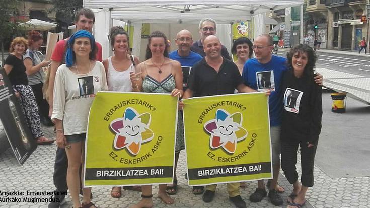 «Jarraitu behar dugu protestan, behar ez dugun egitasmo kaltegarri honi aurre egiten»