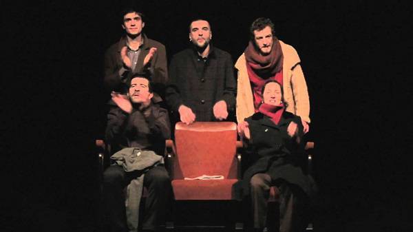 Hotzez eta bero bila, gertukoak oroituz