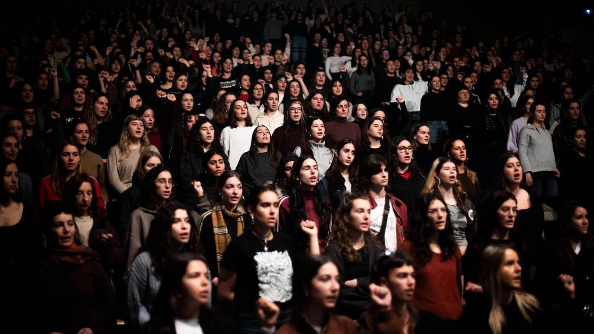 Itaiaren eskutik hitzaldia, gaur