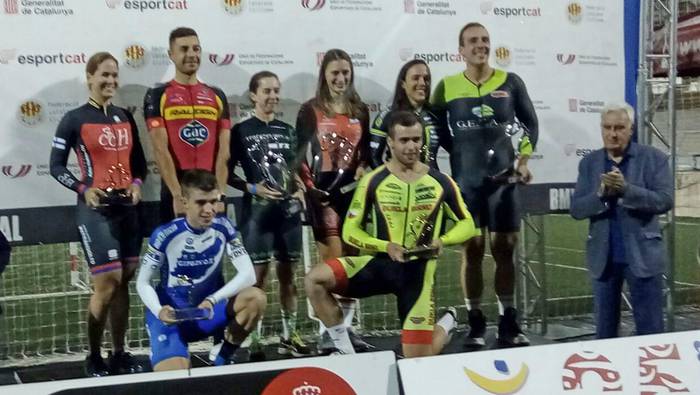 Garaipen ikaragarria, munduko  profesional onenen artean