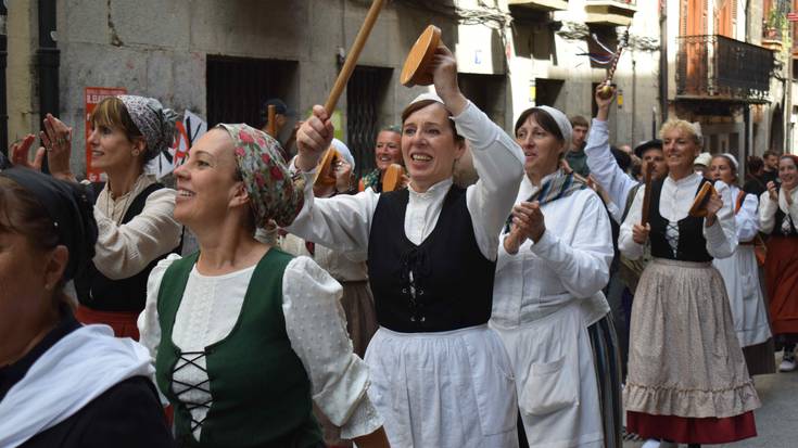Gaztetxoek hartuko dute erreleboa gaur, Dantzari Aste ederrari errematea jartzeko