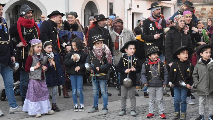 Giroa lagun, kalderero eta iñude eta artzai alai eta jendetsuak ospatu ziren Astigarragan eta Hernanin