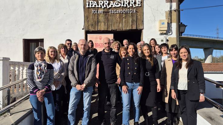 Turismo Mahaia elkartu zen Iparragirren