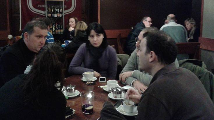 Azken kafe tertulia biharkoa