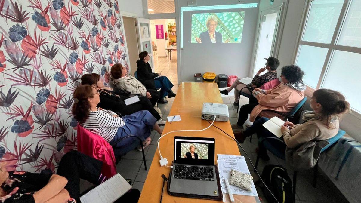 Jabetze Eskolako ikastaroetan izena emateko aukera, gaurtik aurrera