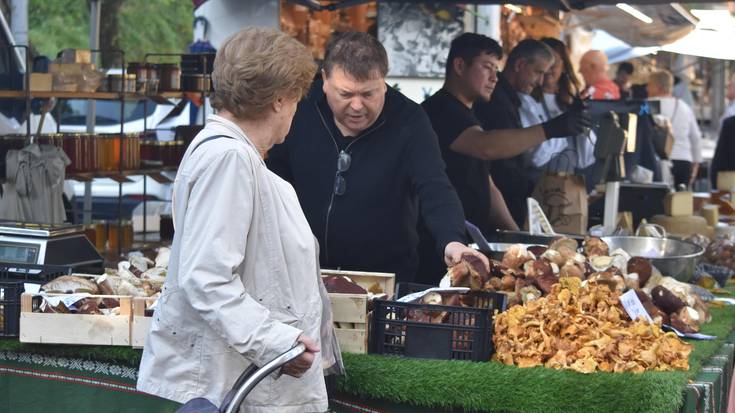 Gaur jarriko dute feria Urbietan