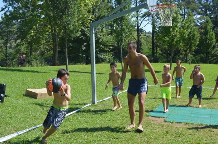 Ping Pong txapelketa eta jolasak gaur, eguneko plana